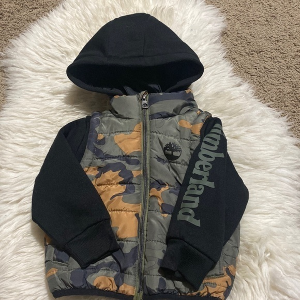 Boys Camo Printed Hybrid Jacket Size‎ 2T